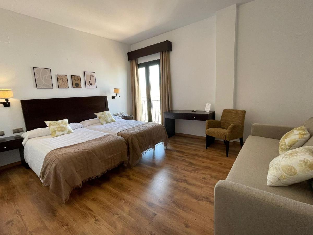 Hotel Cuatro Vientos ラ・ランブラ エクステリア 写真
